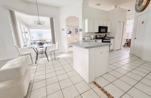 Westridge House | Grand Westridge 4BR Pool Home near Disney Parks