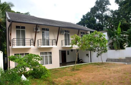 Homagama House | Grand White Hotel