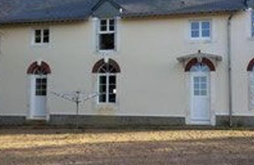 Chemire-en-Charnie House | Grande maison avec piscine privée, 7 chambres et vue sur la campagne - FR-1-410-444