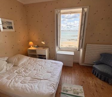 Le Pouliguen Villa | Grande villa face mer au Pouliguen 8 personnes