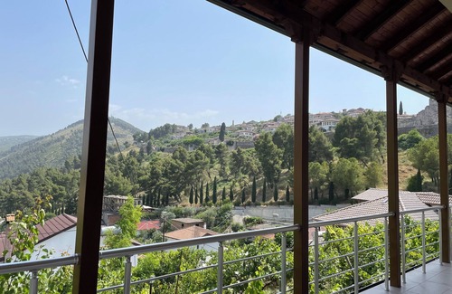 Berat House | Grandfather Apartment just 100m from Berat Castle