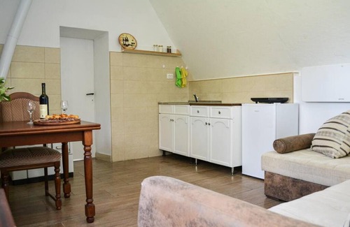 Pricelje Ski Chalet | Grandma's Hut