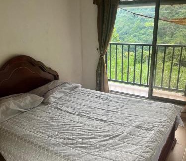 La Mesa House | Granja Autosostenible Monte Real