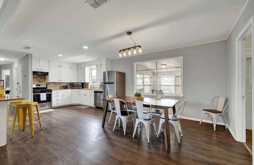 Fredericksburg House | Grape Getaway Haus