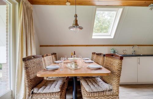 Zwiggelte House | Graspieper I Vrijstaand Huisje met Brede Tuin
