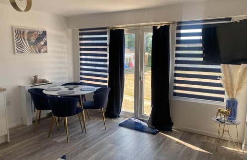 Hopton Ski Chalet | Gray's Retreat