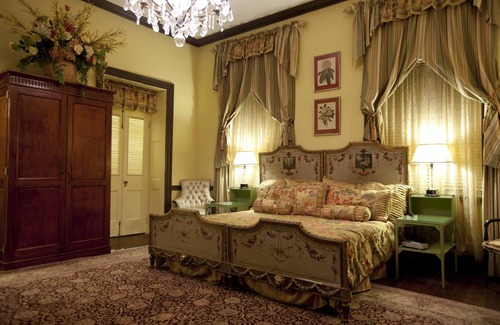 Downtown Nassau Resort | Graycliff Hotel And Restaurant