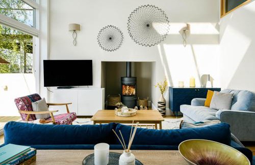 Cirencester House | Grayling House HM28 Lower Mill The Cotswolds