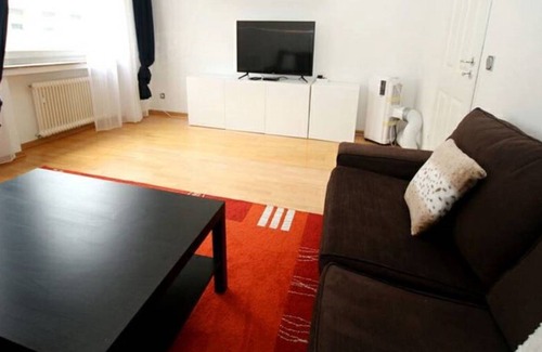 Pempelfort Apartment | Great apartment on NORDSTRASSE!