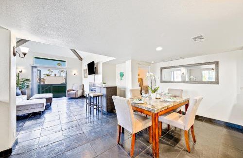 West Newport House | Great Balboa Penninsula Home II