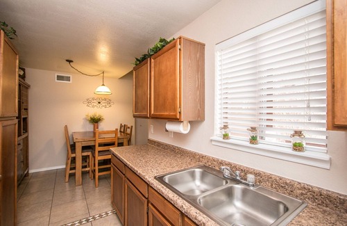 Dobson Ranch Condo | GREAT condo rental conveniently located in Mesa/Phoenix