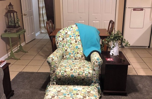 Tuscaloosa Condo | GREAT FOR TRAVELING NURSES— ABOUT 2 MILES FROM DCH REGIONAL MEDICAL CENTER