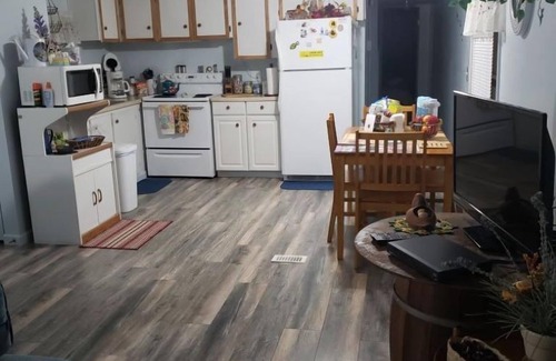 Bluff City House | Great Home away from Home While Attending to Your Tri-State Activities.