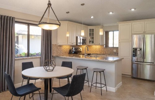 Hunt Club Resort | Great Location! 2 Beautiful Units, Short Drive to Palm Beach Kennel Club, Pool