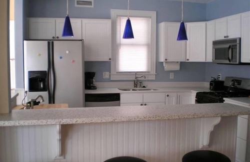 North End House | Great North End location, Beach block, Pet Friendly, now renting 2025