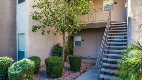 Scottsdale Vista North House | Great North Scottsdale Condo!