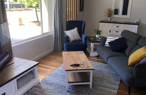 Biggs Flat House | Great, pet friendly location to base your stay in the Adelaide Hills