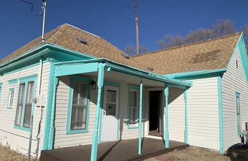 Lincoln Other | Great Small Town Retreat