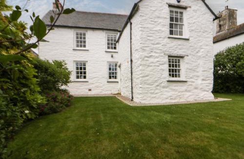 Crantock House | Great Western Farmhouse