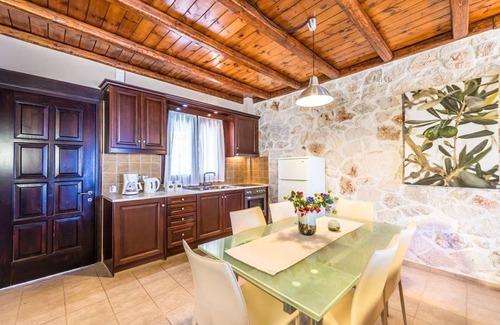 Langadhakia Villa | Great Zakynthos Apartment | Bianco | Two Bedrooms | Mountain Views