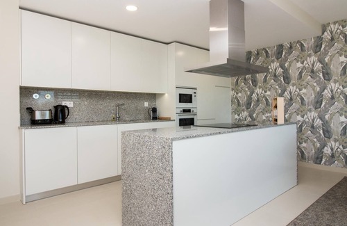 Correeira Apartment | Green C Apartment | Luxurious & Playground & Garage