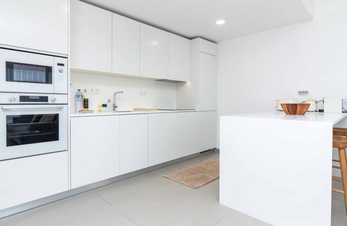 Correeira Apartment | Green D Apartment | Luxurious & Playground & Garage