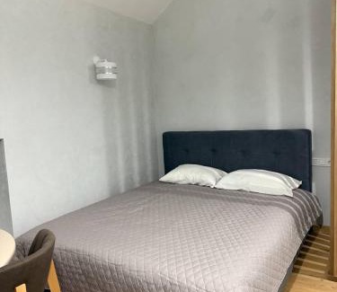 Kolomyya Apartment | Green door