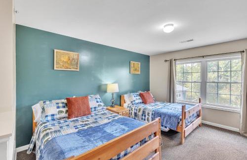 Waterford Township Hotel | Green Goose Lodge
