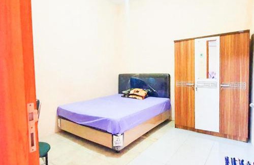 Pasuruan Hotel | Green Kanca Syariah Guest House Mitra RedDoorz