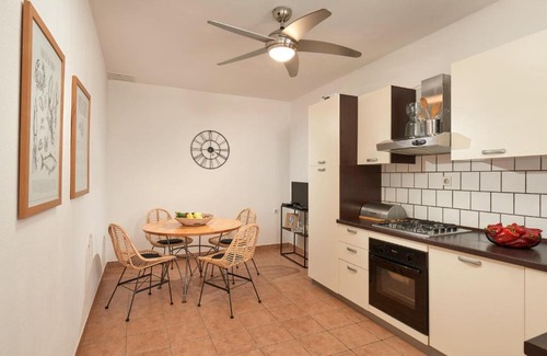 Krizna luka Apartment | Green Oasis Hvar town