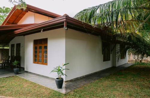 Ambalanthota Villa | Green Paradise Villa