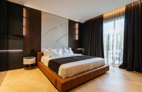 Municipio 2 Bed & Breakfast | Green Park Penthouse Suite & Pool - Heated Pool -