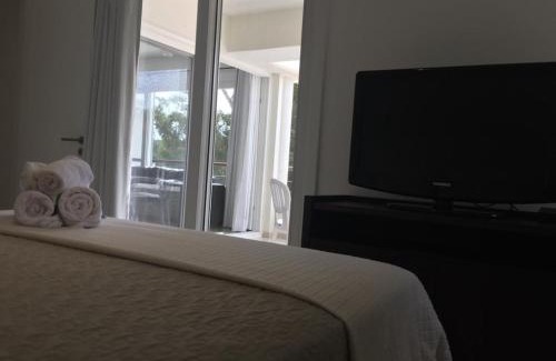 Solanas Apartment | Green Park