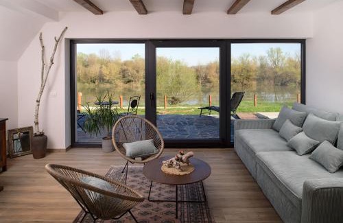 Karlovac House | Green River Kupa Retreat House