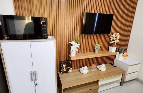 Jakarta Apartment | Green Sedayu Apartment by Emily