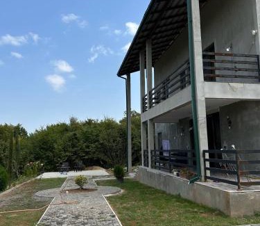 Telavi House | Green Shuamta