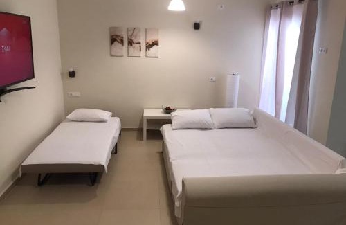 Agios Petros Apartment | Green View Apartment