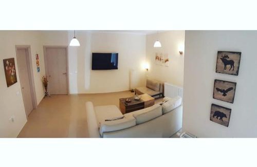 Agios Petros Apartment | Green View Apartment