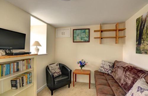 Carnmenellis House | Greenbells