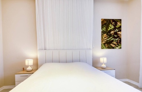 Avlana House | Greenery Home with Shared Pool in Marmaris