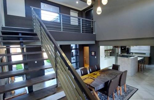 Vredefort House | Greens & Dreams