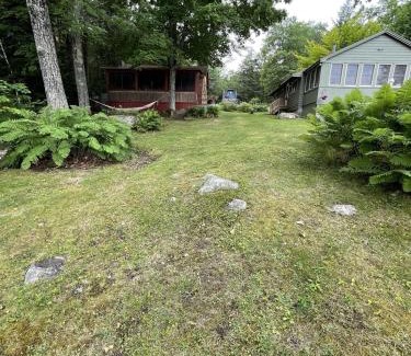 Sebago House | GREENS LIMIT 6 cottage