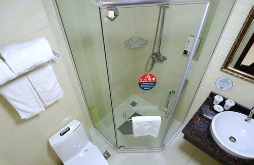 Qixia District Hotel | GreenTree Inn NanJing XianLin Road JinMa Road Subway Station Shell Hotel