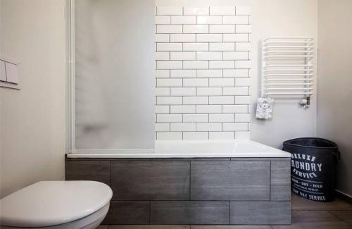 Downtown Apartment | Grey Apartments