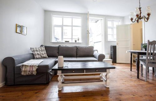 Downtown Apartment | Grey Apartments