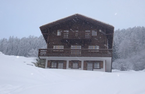 Grimentz Ski Chalet | Grimentz - Lovely detached chalet, 100m to the piste with hot tub and steam room