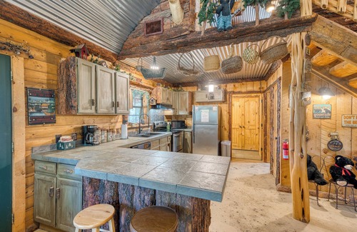 Marble Falls Cabin | Grin N Bear It: Fun-Filled Lakeside Retreat!
