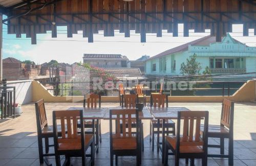 Depok Hotel | Griya Jasmine Syariah Seturan Mitra RedDoorz