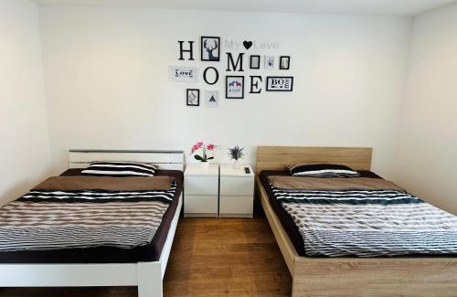 Merzig House | Große 2 Ferienwohnung Gästehaus NEUBAU Merzig 100 m2
