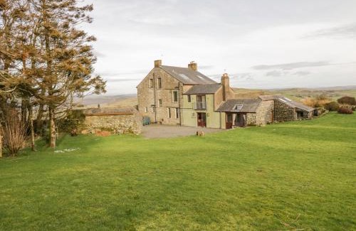 Ulverston House | Groffa Crag Farmhouse